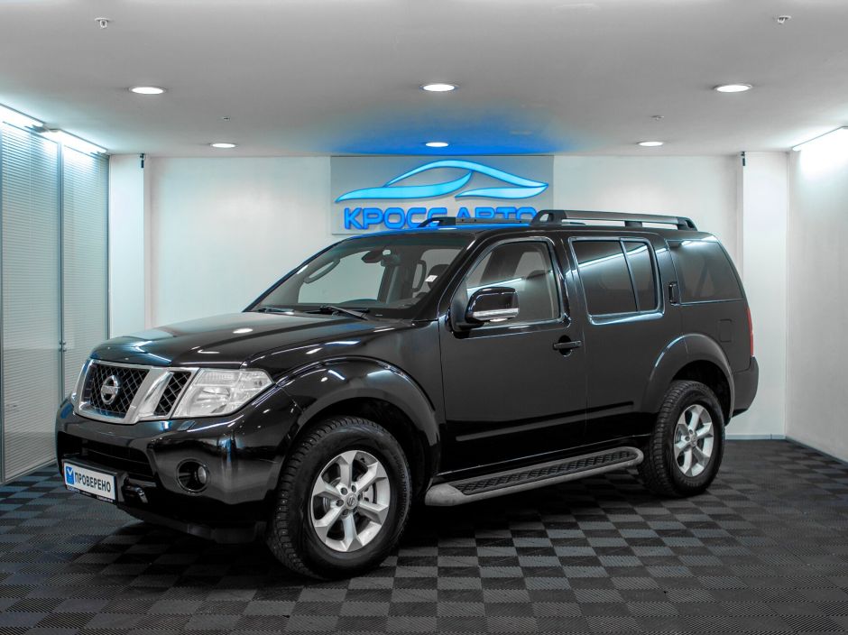 Nissan Pathfinder, 2.5 л, АТ, 2010 фото 3