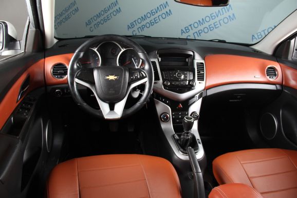 Chevrolet Cruze, 1.8 л, МТ, 2011 фото 10