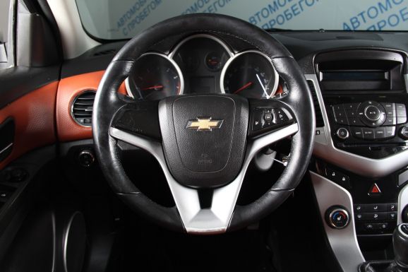 Chevrolet Cruze, 1.8 л, МТ, 2011 фото 11