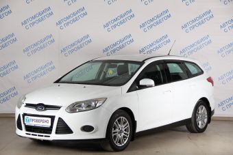 Ford Focus, 1.6 л, МКПП, 2012 фото 3