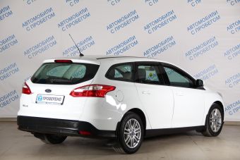 Ford Focus, 1.6 л, МКПП, 2012 фото 4