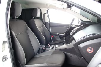 Ford Focus, 1.6 л, МКПП, 2012 фото 2