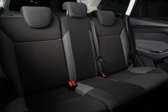 Ford Focus, 1.6 л, МТ, 2012 фото 1