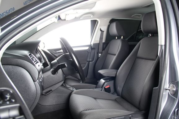 Volkswagen Golf, 1.6 л, Робот, 2012 фото 8