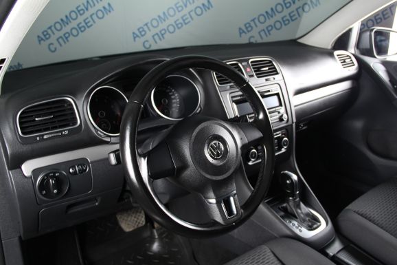 Volkswagen Golf, 1.6 л, Робот, 2012 фото 9