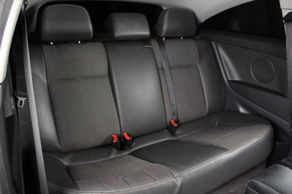 Opel Astra, 1.8 л, АТ, 2012 фото 1