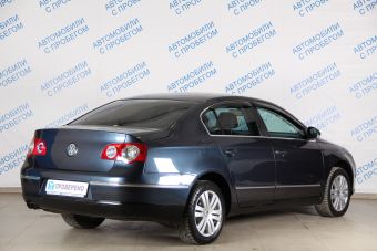 Volkswagen Passat, 2.0 л, АКПП, 2010 фото 4