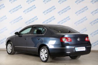 Volkswagen Passat, 2.0 л, АКПП, 2010 фото 6