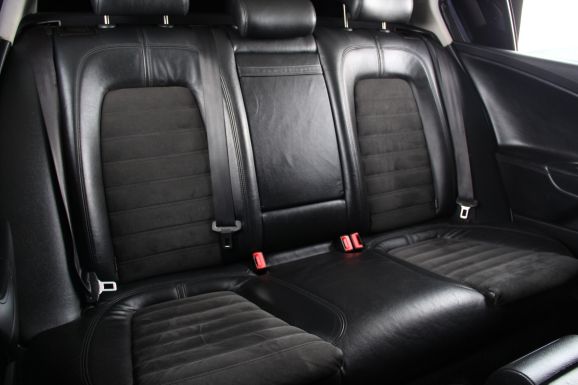 Volkswagen Passat, 1.8 л, Робот, 2009 фото 1