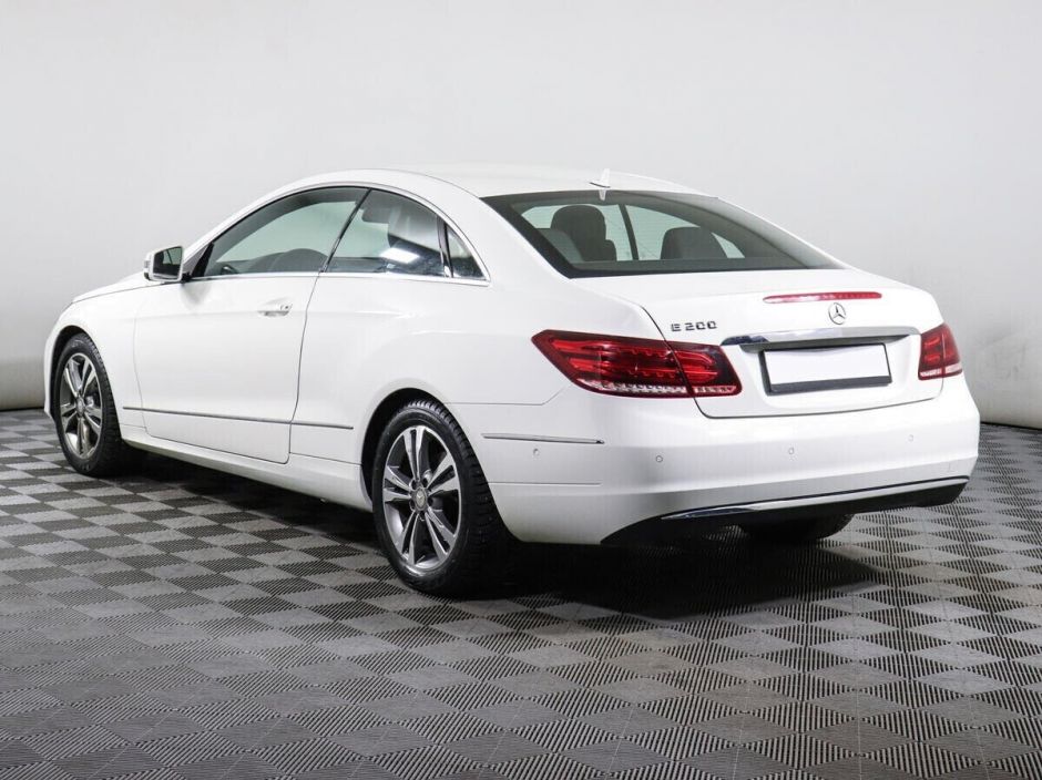 Mercedes-Benz E-Класс, 2.0 л, АТ, 2016 фото 6