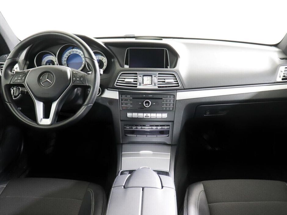 Mercedes-Benz E-Класс, 2.0 л, АТ, 2016 фото 8