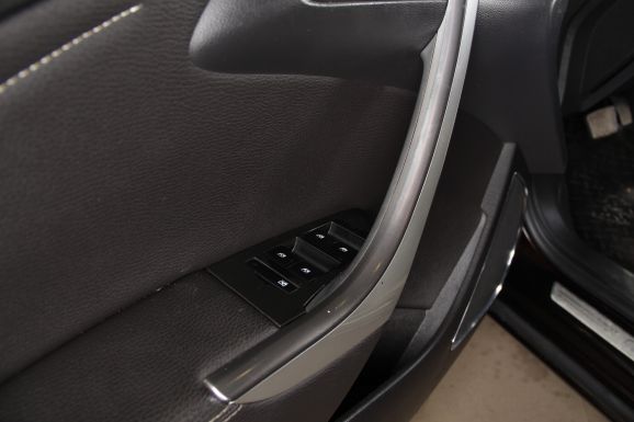 Opel Astra, 1.4 л, АТ, 2011 фото 7