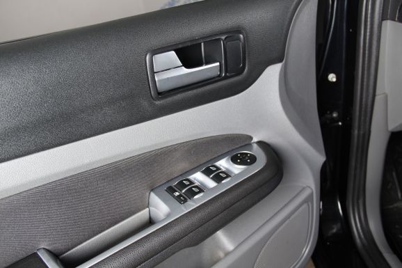 Ford Focus, 1.6 л, МТ, 2011 фото 7