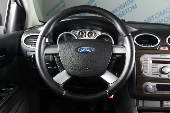 Ford Focus, 1.6 л, МТ, 2011 фото 11