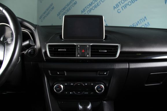 Mazda 3, 1.5 л, АТ, 2015 фото 13