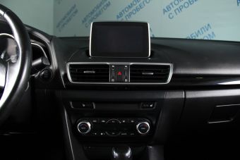 Mazda 3, 1.5 л, АКПП, 2015 фото 13