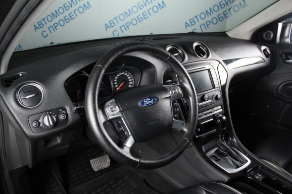 Ford Mondeo, 2.0 л, Робот, 2012 фото 9