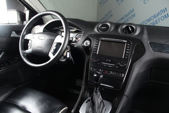 Ford Mondeo, 2.0 л, Робот, 2012 фото 12