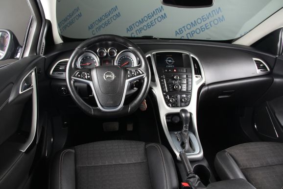 Opel Astra, 1.4 л, АТ, 2014 фото 9