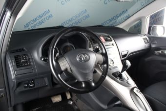 Toyota Auris, 1.6 л, РКПП, 2008 фото 9