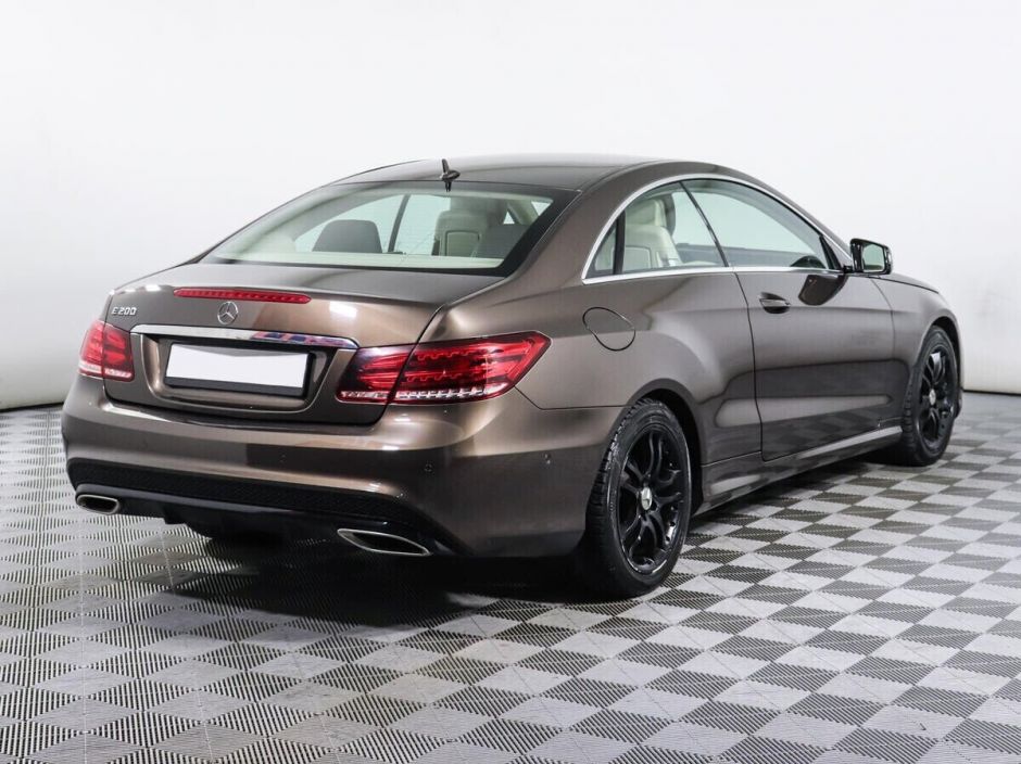 Mercedes-Benz E-Класс, 2.0 л, АТ, 2015 фото 4