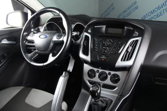 Ford Focus, 2.0 л, МКПП, 2013 фото 11