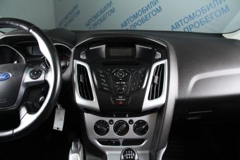 Ford Focus, 2.0 л, МКПП, 2013 фото 12