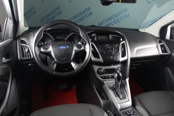 Ford Focus, 1.6 л, Робот, 2013 фото 10