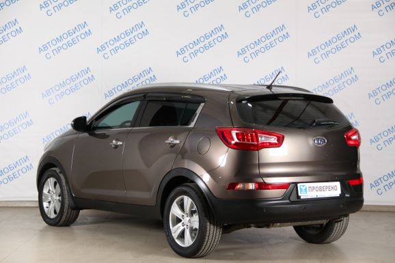 Kia Sportage Luxe, 2.0 л, АТ, 2011 фото 6