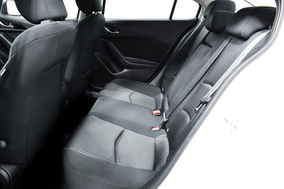 Mazda 3, 1.5 л, АТ, 2017 фото 1