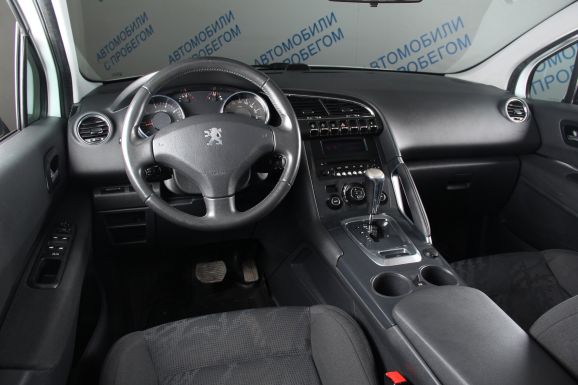 Peugeot 3008, 1.6 л, АТ, 2011 фото 10