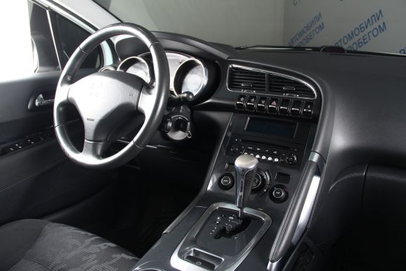 Peugeot 3008, 1.6 л, АТ, 2011 фото 12