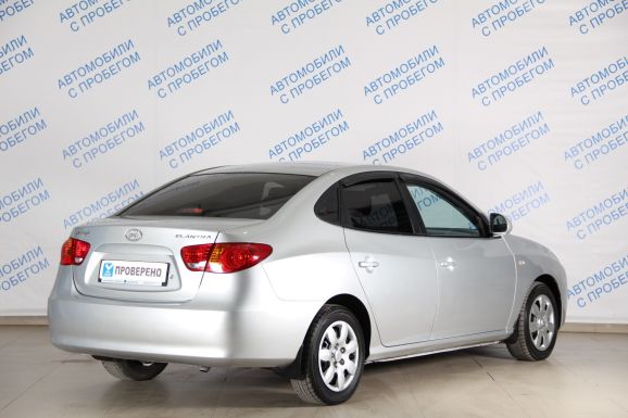 Hyundai Elantra GLS, 1.6 л, МТ, 2011 фото 4