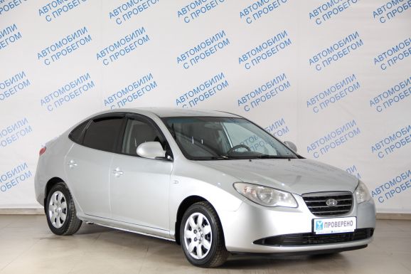 Hyundai Elantra GLS, 1.6 л, МТ, 2011 фото 5