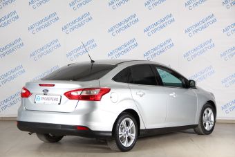 Ford Focus, 1.6 л, МКПП, 2013 фото 4