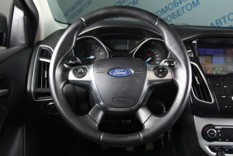 Ford Focus, 1.6 л, МКПП, 2013 фото 10