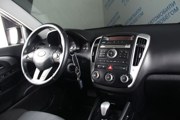 Kia Ceed, 1.6 л, АТ, 2012 фото 12