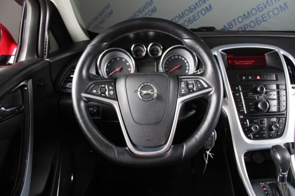 Opel Astra, 1.4 л, АТ, 2014 фото 10