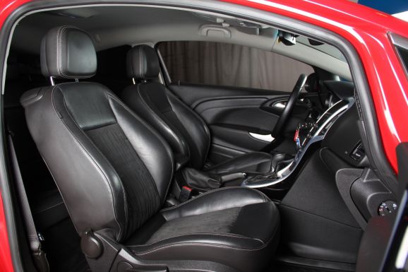 Opel Astra, 1.4 л, АТ, 2014 фото 2