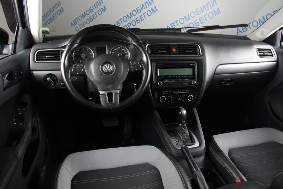 Volkswagen Jetta Highline, 1.4 л, Робот, 2014 фото 9