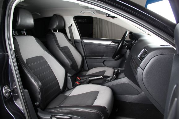 Volkswagen Jetta Highline, 1.4 л, Робот, 2014 фото 2