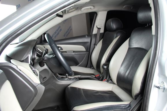 Chevrolet Cruze, 1.8 л, АТ, 2009 фото 8