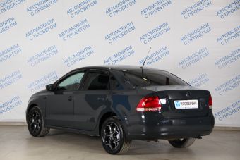 Volkswagen Polo, 1.6 л, МКПП, 2013 фото 6