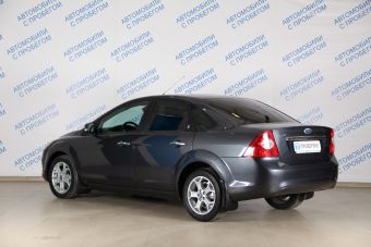 Ford Focus, 2.0 л, АКПП, 2011 фото 5