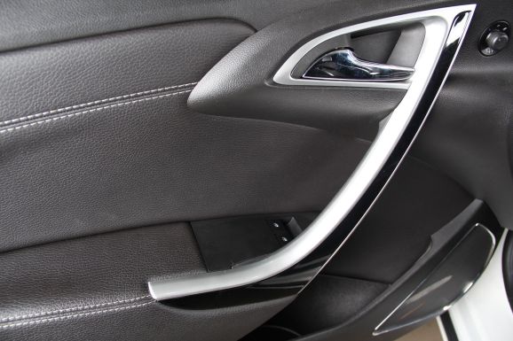 Opel Astra Sport, 1.4 л, АТ, 2014 фото 9