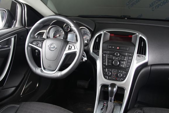 Opel Astra Sport, 1.4 л, АТ, 2014 фото 1