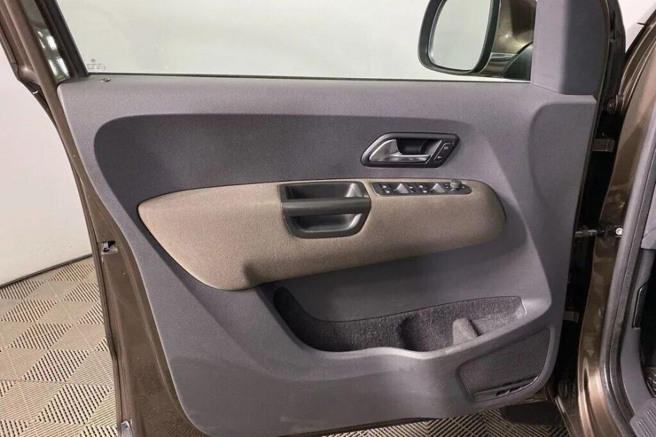 Volkswagen Amarok, 2.0 л, МТ, 2013 фото 8