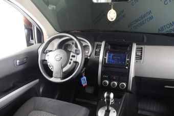 Nissan X-Trail SE +hatch, 2.0 л, CVT, 2010 фото 10