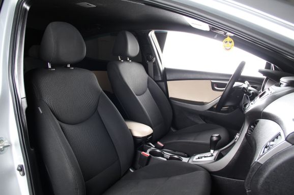 Hyundai Elantra Comfort, 1.6 л, АТ, 2011 фото 12