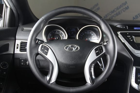 Hyundai Elantra Comfort, 1.6 л, АТ, 2011 фото 2